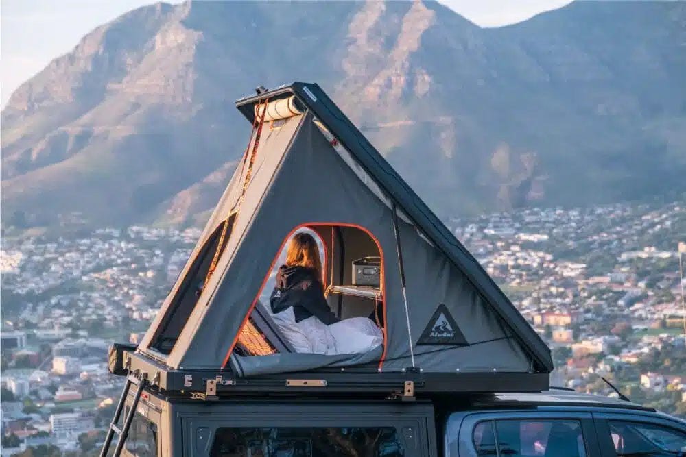 Premium Hard Shell Rooftop Tent – Aluminium Pop‑Up | Built-In Cargo Rails