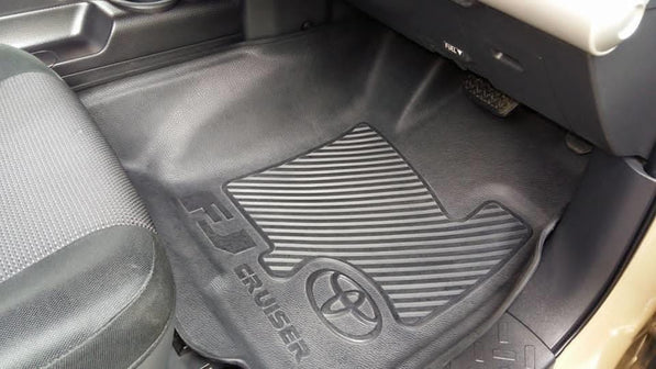 Toyota FJ Cruiser Rubber Floor Mats – Heavy Duty Moulded Full Set