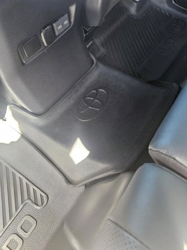 Toyota Land Cruiser Prado 250 Heavy Duty Rubber Floor Mats – Moulded Full Set