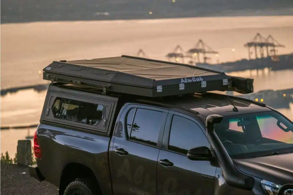 Premium Hard Shell Rooftop Tent – Aluminium Pop‑Up | Built-In Cargo Rails