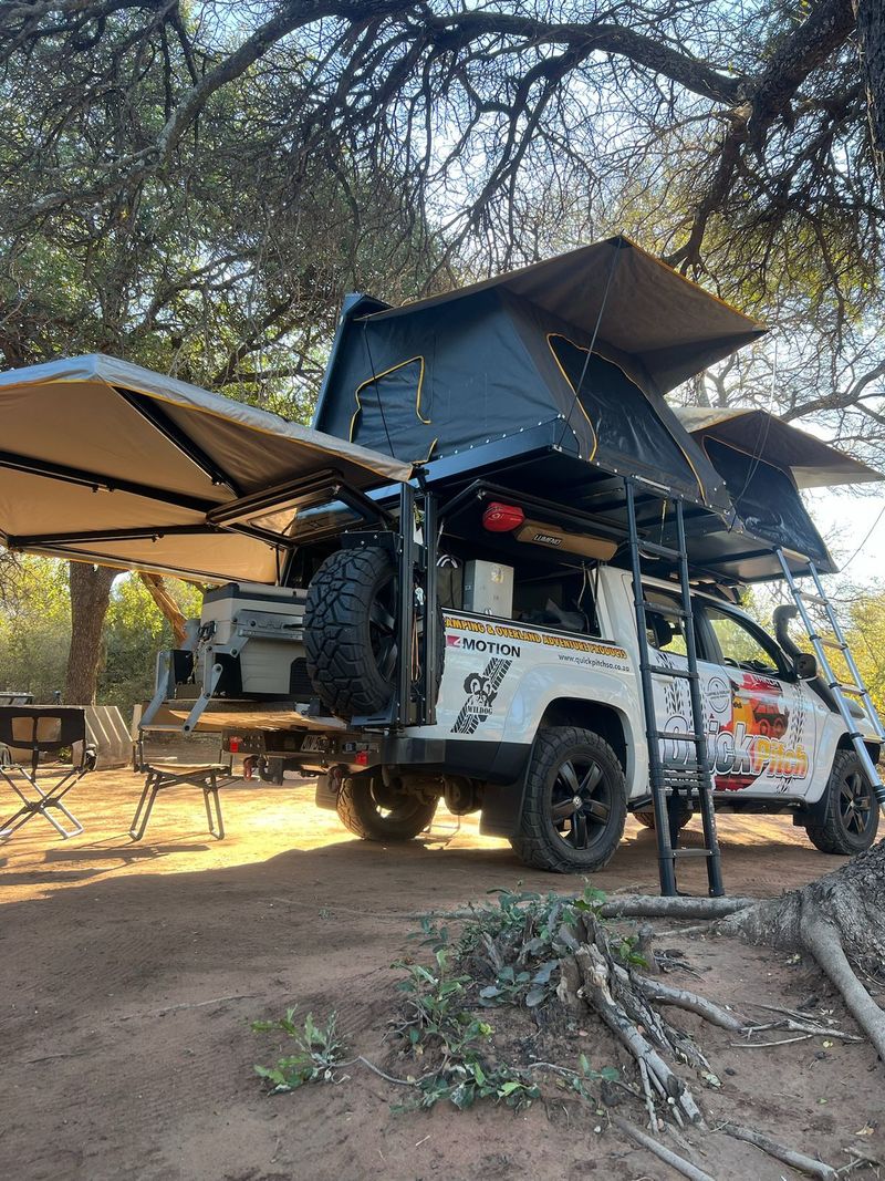 Quick Pitch Nyumba Roof Top Tent | Compact Aluminium Hard Shell RTT for Bakkies & SUVs