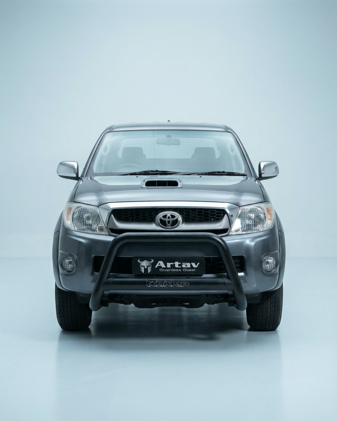 Artav Toyota Hilux 2011 Nudge Bar Black
