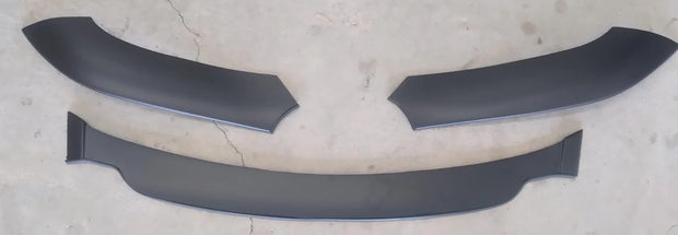 Toyota Hilux GD6 Bonnet Guard (2021+) | 3-Piece Stick-On Protector