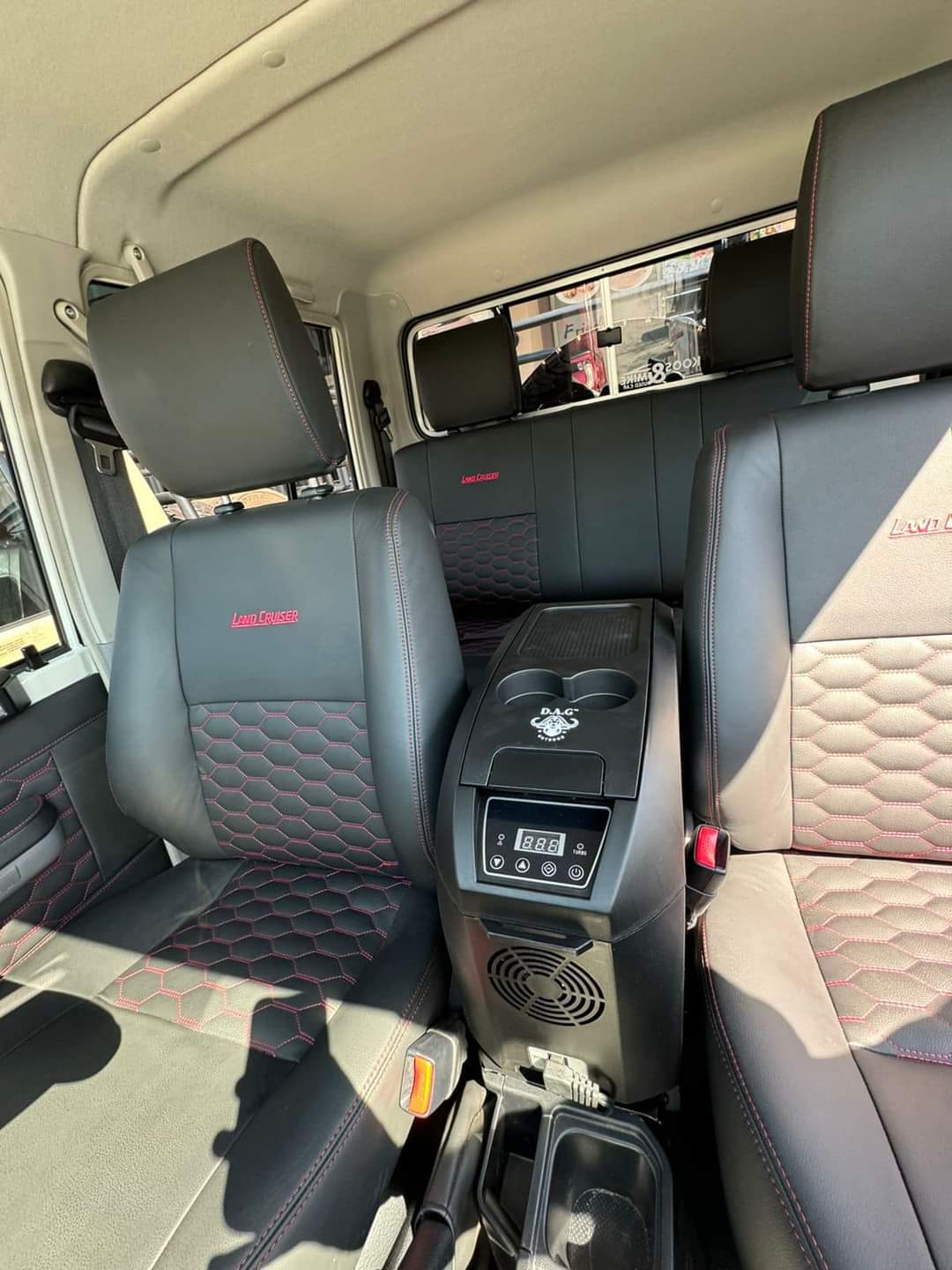 D.A.G 10L Console Fridge – 12/24V Compact Vehicle Fridge (WA4x4‑D.A.G10LFRIDGE)