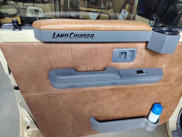 Custom Toyota Land Cruiser 79 & FJ Cruiser Armrest – Heavy‑Duty Steel with Cup Holder
