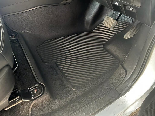 Isuzu D-Max Gen 7 Rubber Floor Mats (2022–Present) – Heavy Duty Moulded Set