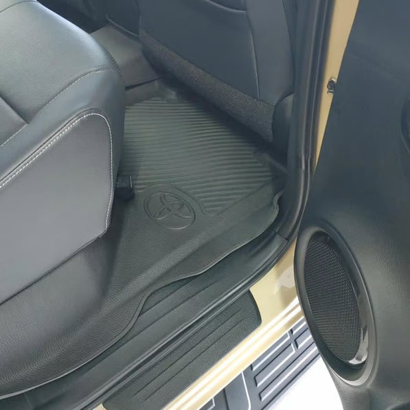 Toyota Hilux GD6 Rubber Floor Mats (2016–2021) – Heavy Duty Moulded Set