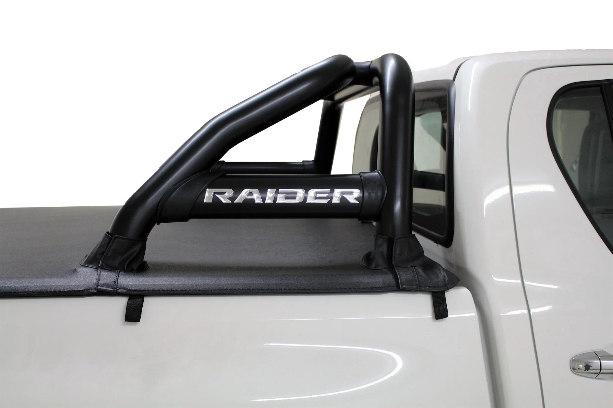 Artav Toyota Hilux 6 Bend Sports Roll Bar 2016+ (DC & EX)