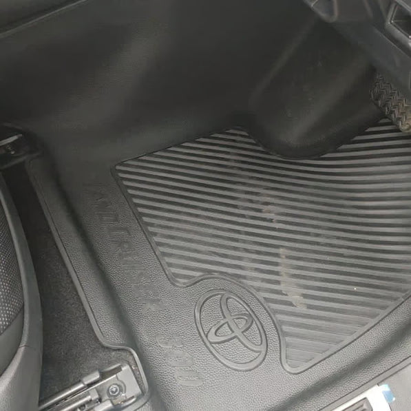 Toyota Land Cruiser 300 Rubber Floor Mats (2022–Present) – Heavy Duty Moulded Full Set