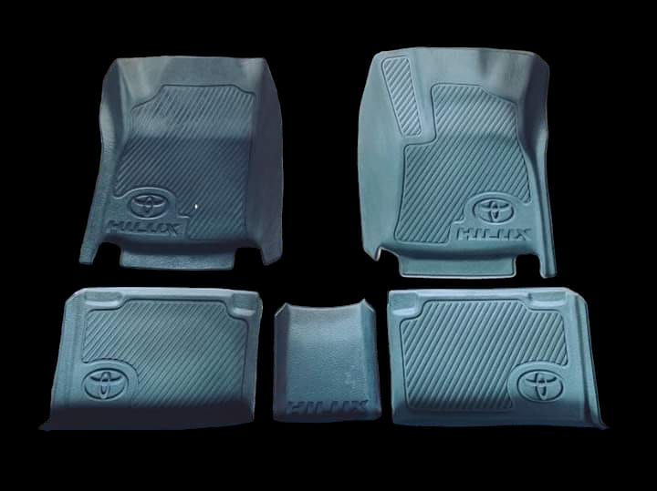 Toyota Hilux GD6 Rubber Floor Mats (2016–2021) – Heavy Duty Moulded Set