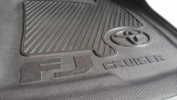 Toyota FJ Cruiser Rubber Floor Mats – Heavy Duty Moulded Full Set