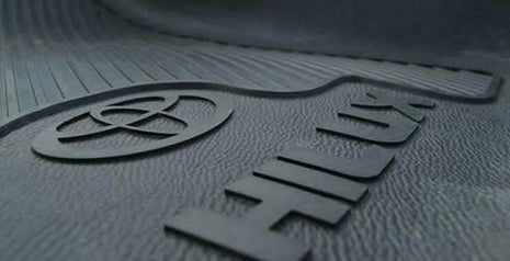 Toyota Hilux D4D Rubber Floor Mats (2005–2015) – Heavy Duty Moulded Set