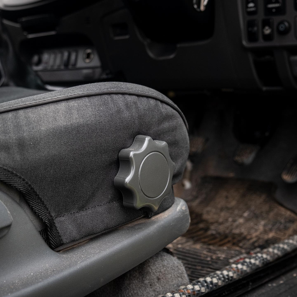 Toyota Hilux Tougher Canvas Seat Covers – Single & Double Cab (2005+) Heavy Duty Polycotton Protection